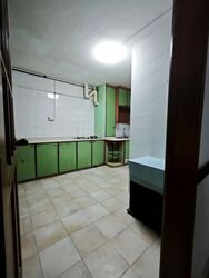 Blk 140 Bukit Batok Street 11 (Bukit Batok), HDB Executive #542295851